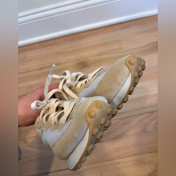 Veja Rio Branco Light Aircell trainers in the Lunar Matcha colorway size US 6 - Picture 13 of 13